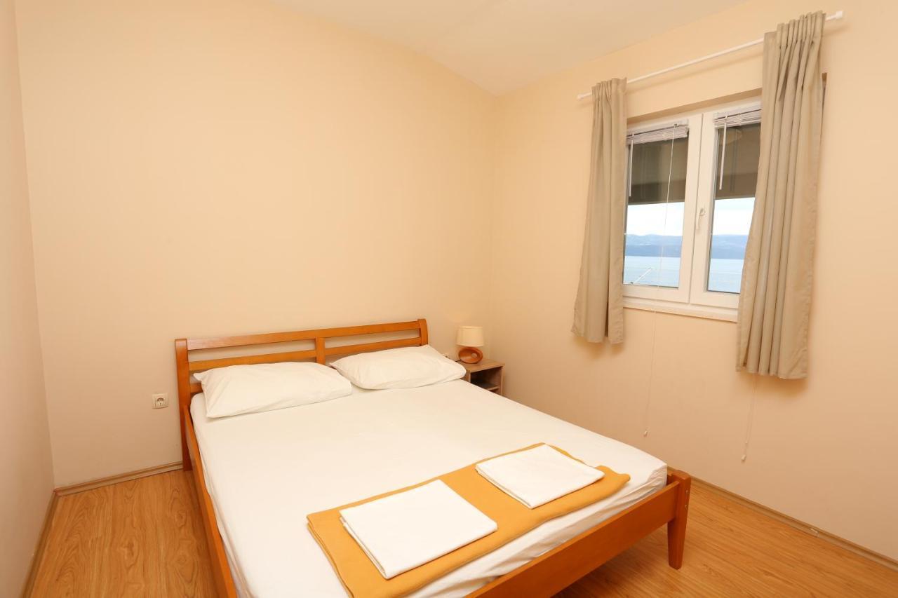 Apartments By The Sea Nemira, Omis - 17039 Tice Eksteriør billede